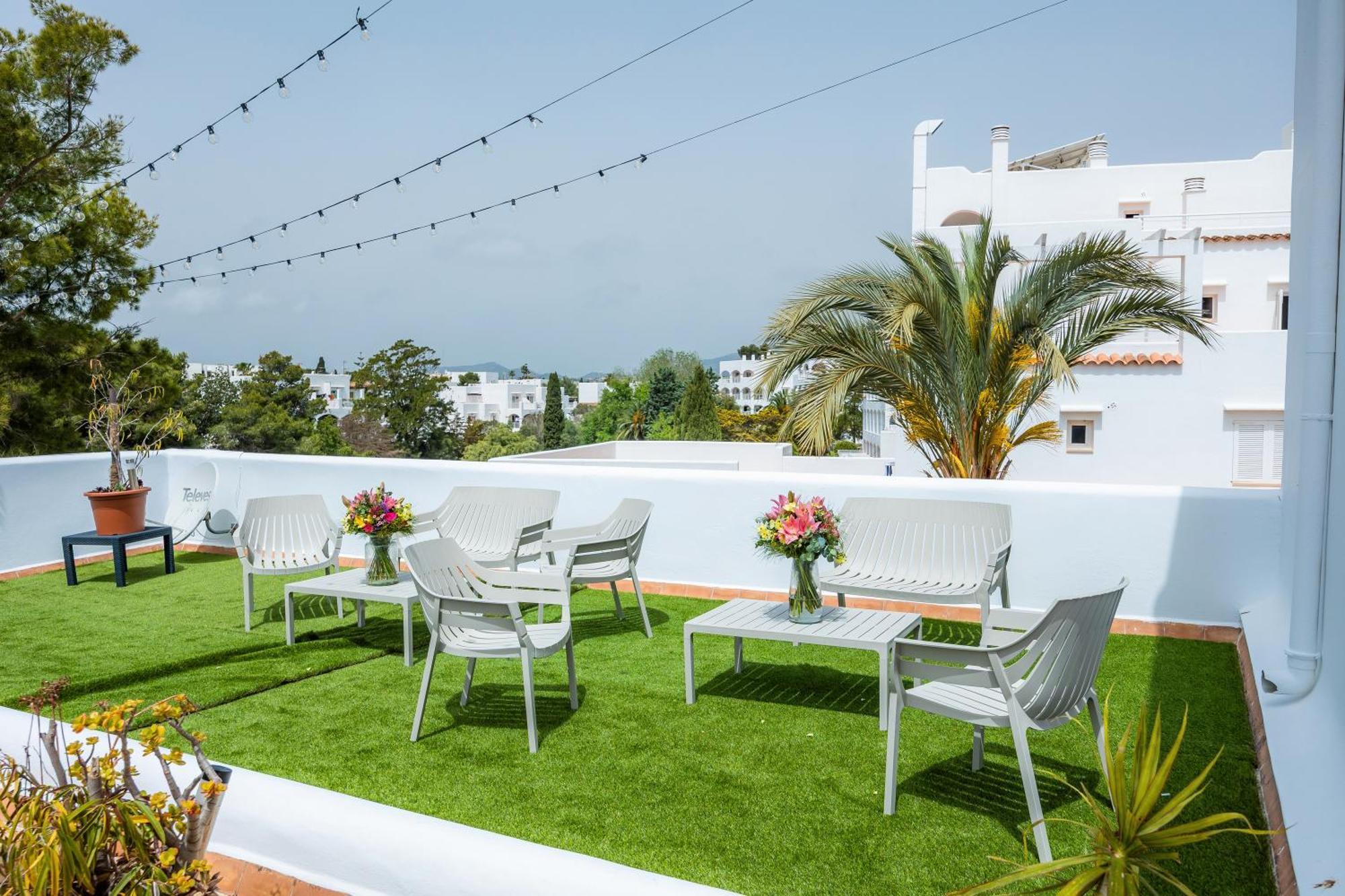 White Apartment Cala D´Or